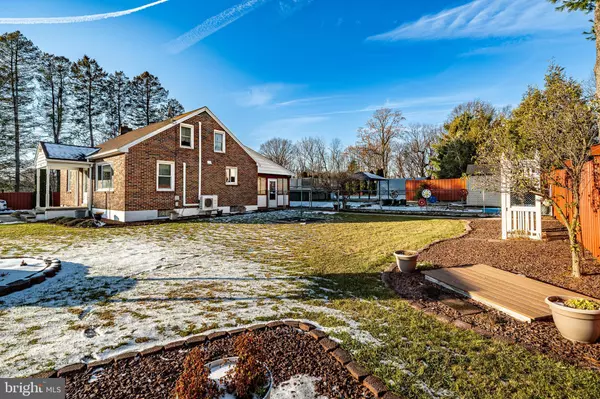 Reading, PA 19608,727 BROWNSVILLE RD