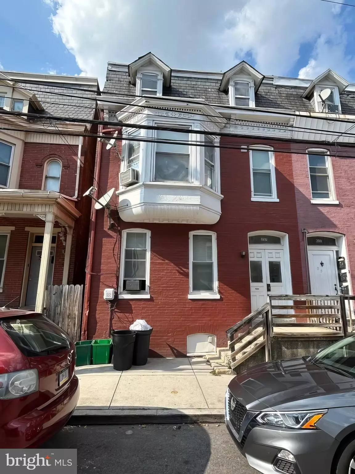 York, PA 17403,257 E COLLEGE AVE