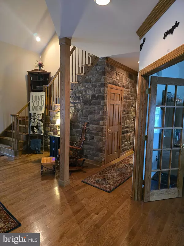 Chambersburg, PA 17202,1709 RAGGED EDGE RD