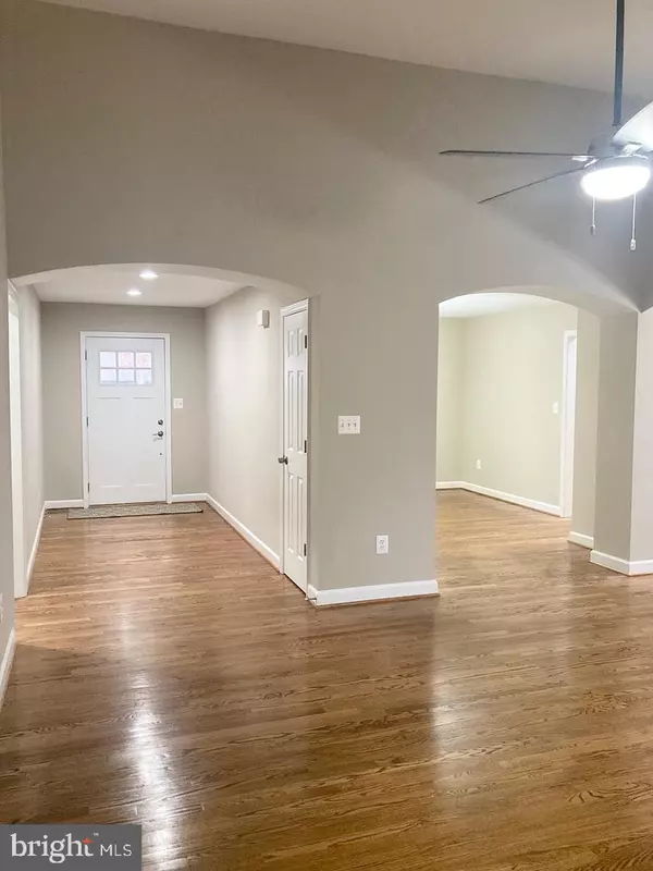 Locust Grove, VA 22508,3002 LAKEVIEW PKWY