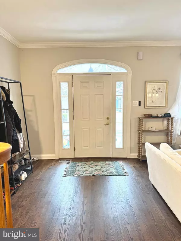 Doylestown, PA 18901,210 LANTERN DR