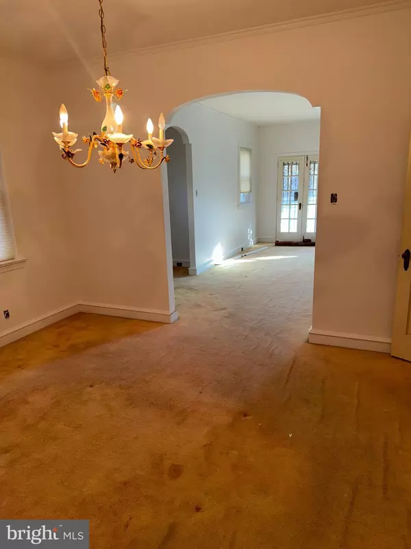 Philadelphia, PA 19131,5725 DREXEL RD E