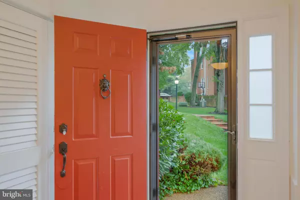 Arlington, VA 22204,14 S MANCHESTER ST