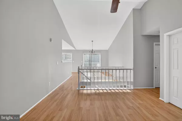 Sterling, VA 20165,14 BRAXTON DR