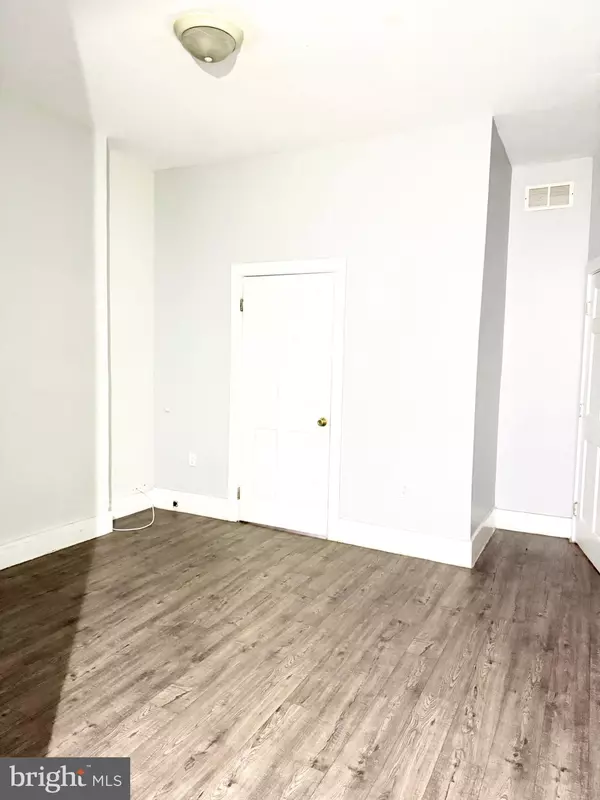 Trenton, NJ 08618,176 W HANOVER ST #1