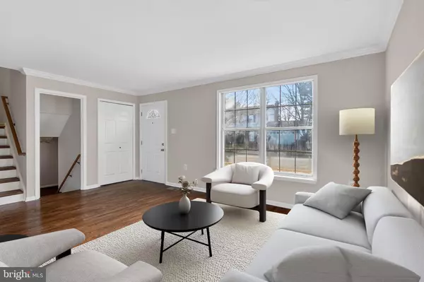 Leesburg, VA 20176,806 CATTAIL LN NE