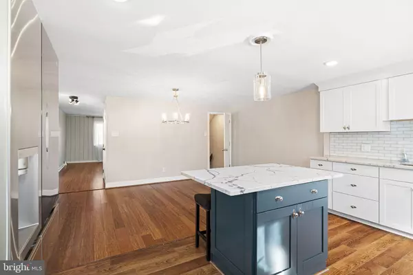 Philadelphia, PA 19116,625 LAWLER ST