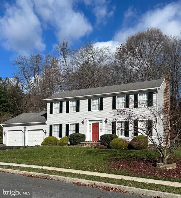 2430 E BAYBERRY DR, Harrisburg, PA 17112