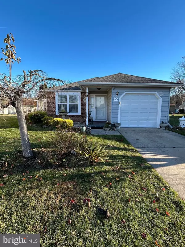 12 TACONIA CT, Mount Laurel, NJ 08054