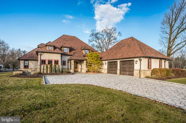 2687 AVENUE DU VLG, Bethlehem, PA 18015