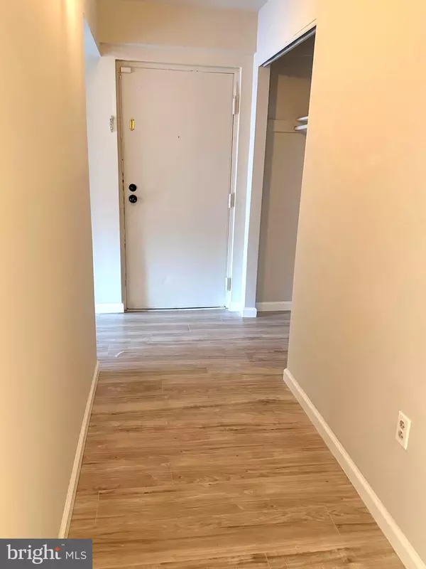 Reston, VA 20191,11739 LEDURA CT #T7