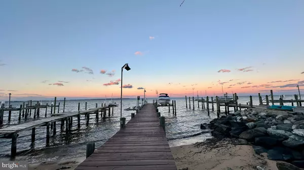 2032 KURTZ AVE, Pasadena, MD 21122