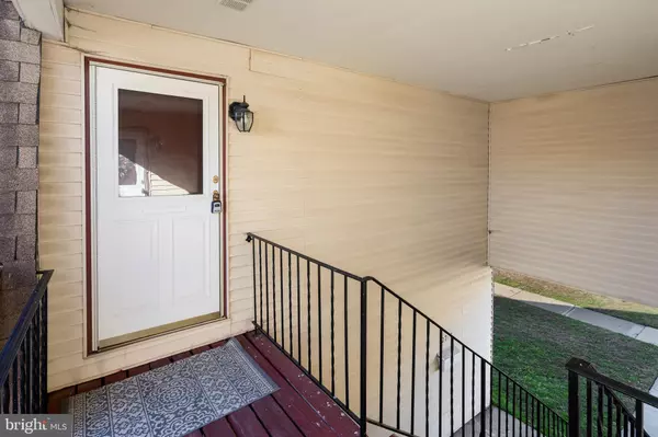 Burlington, NJ 08016,27--7 FLORENCE TOLLGATE PL