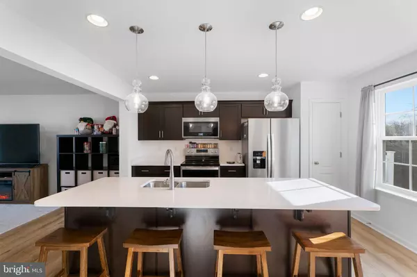 Bunker Hill, WV 25413,74 COLCHESTER CT