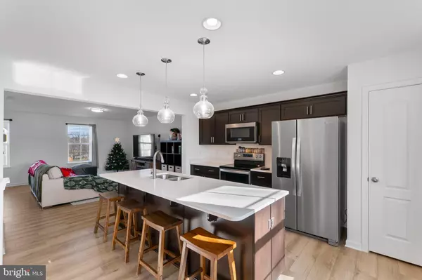 Bunker Hill, WV 25413,74 COLCHESTER CT