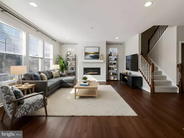 Fredericksburg, VA 22405,100 SILVER COMET CT