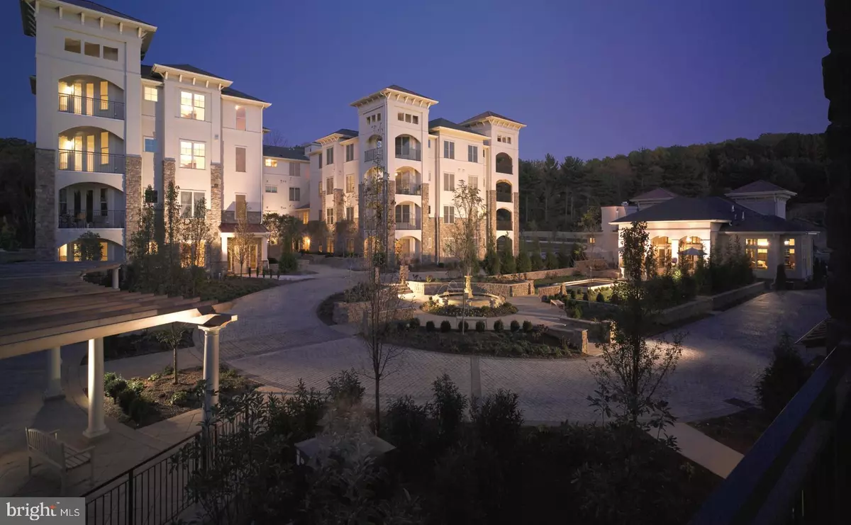 Newtown Square, PA 19073,438 CORNERSTONE DR #438