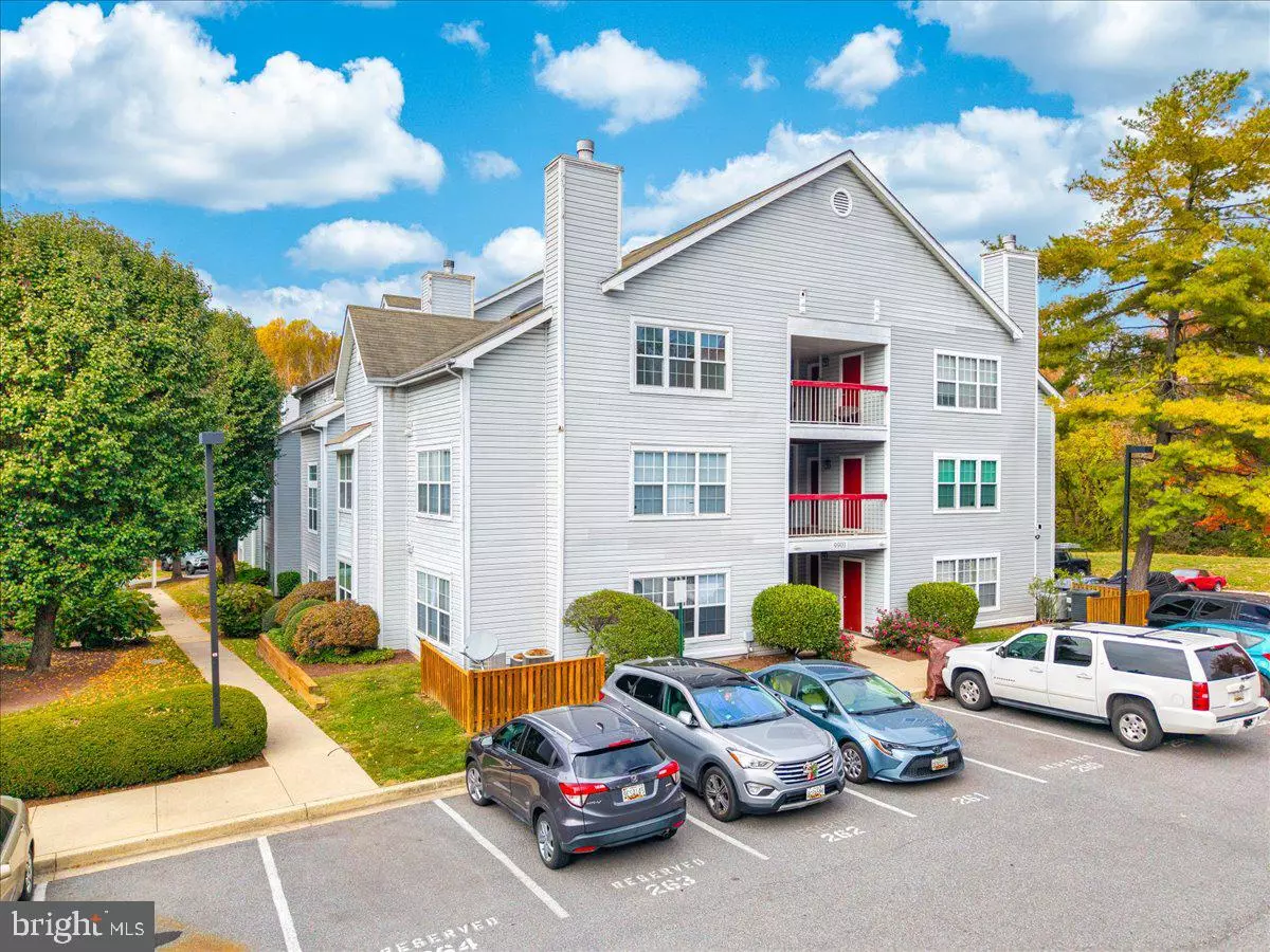 Gaithersburg, MD 20886,9901 BOYSENBERRY WAY #240-18