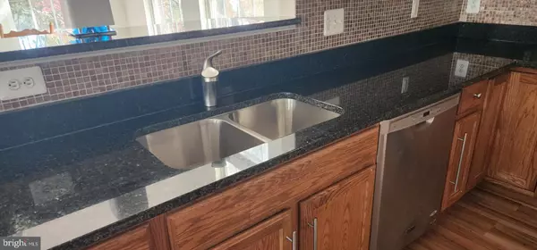 Woodbridge, VA 22191,15417 BALD EAGLE LN