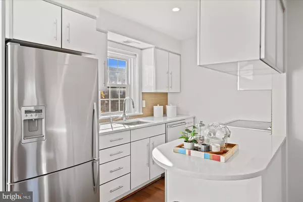 Arlington, VA 22206,3361 S WAKEFIELD ST #B1