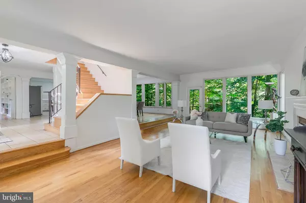 Mclean, VA 22101,4054 41ST ST