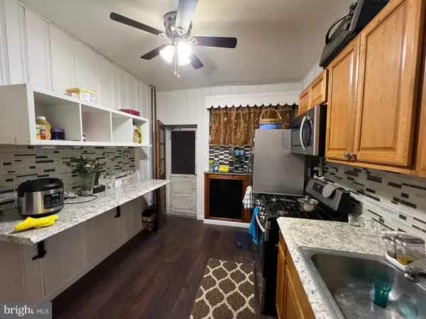 Philadelphia, PA 19145,1809 S CHADWICK ST