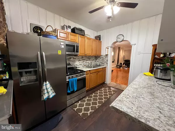 Philadelphia, PA 19145,1809 S CHADWICK ST