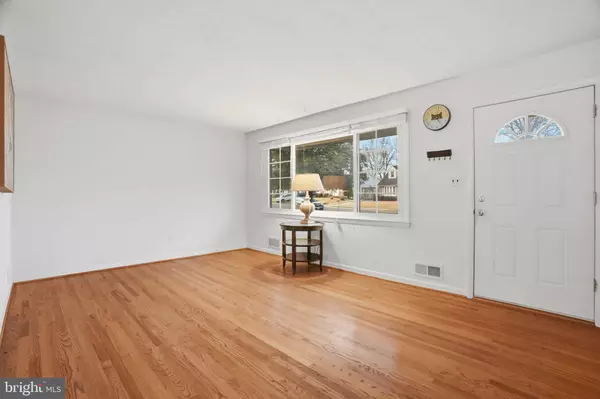 Glen Burnie, MD 21061,1909 PAGHAM RD