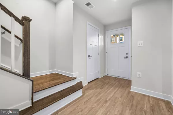 Laurel, MD 20708,149 LYONS CREEK DR