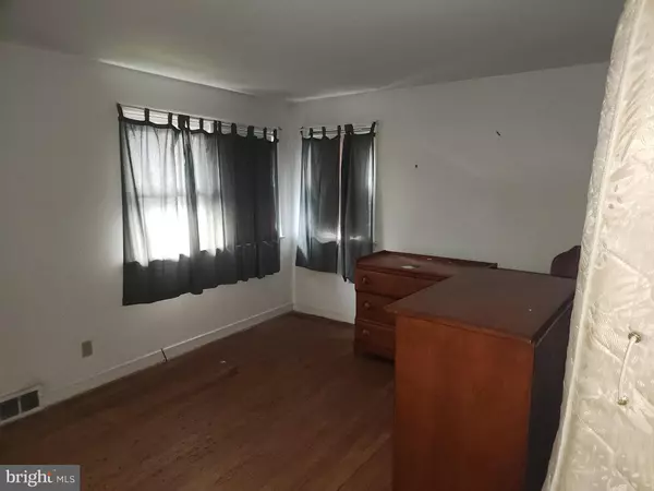 Hamilton, NJ 08690,14 HARTMAN DR