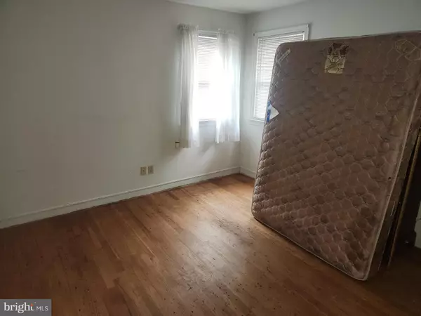 Hamilton, NJ 08690,14 HARTMAN DR