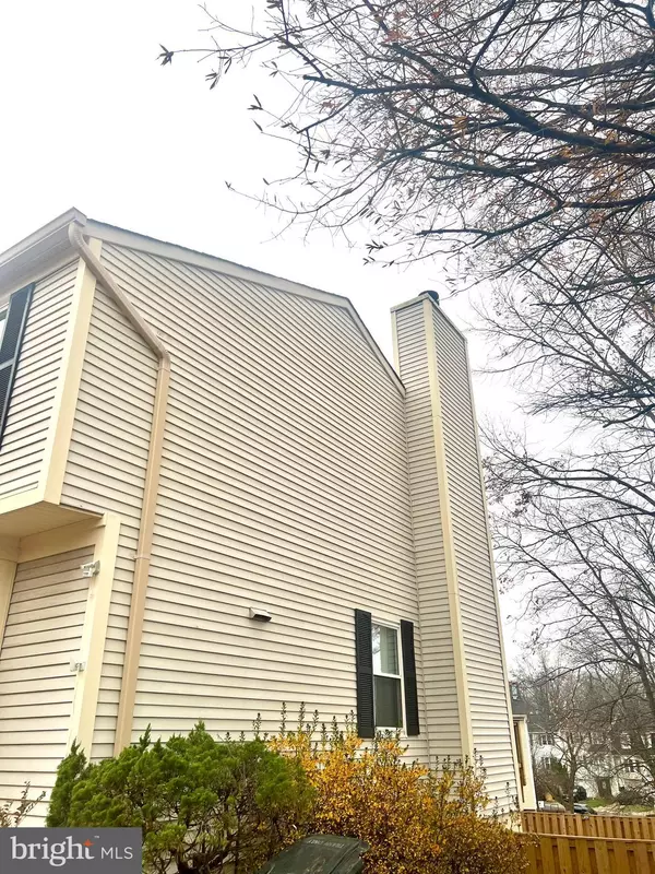 Manassas, VA 20110,9049 NEW BRITAIN CIR