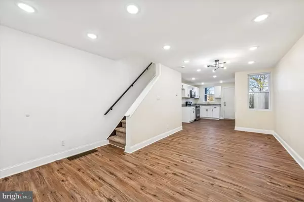 Philadelphia, PA 19143,1925 S REDFIELD ST