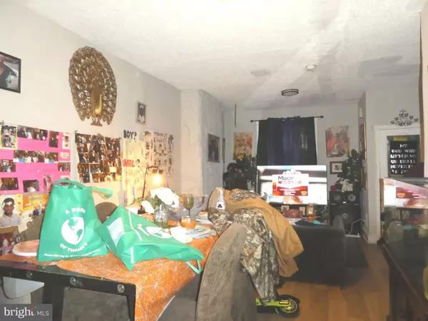 Philadelphia, PA 19139,465 N FARSON ST