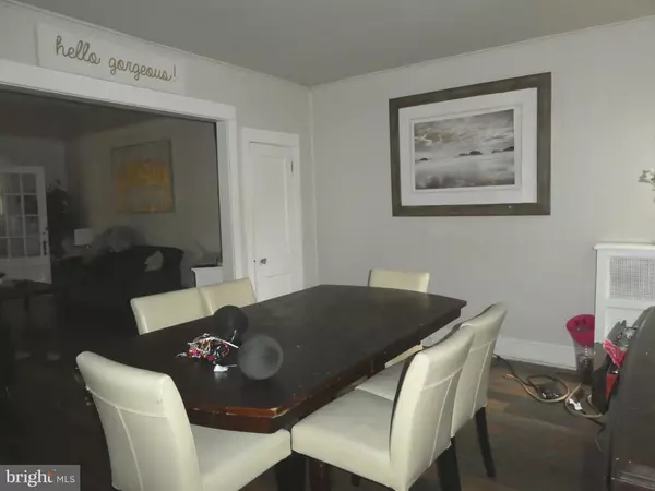 Philadelphia, PA 19141,5317 N 15TH ST