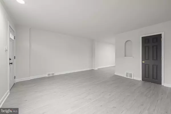 Philadelphia, PA 19111,1227 HALE ST