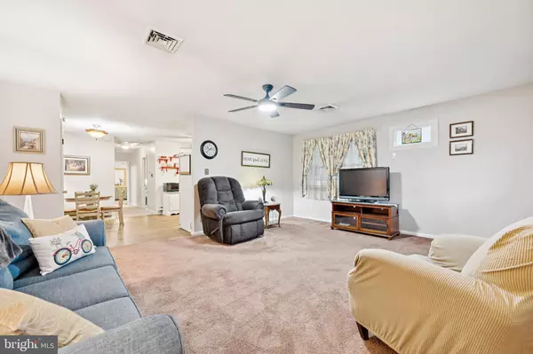 Hammonton, NJ 08037,203 ELMTOWNE BLVD