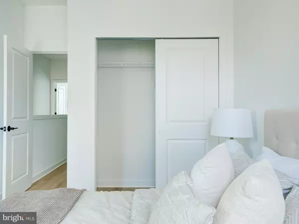 Philadelphia, PA 19146,1327 S DOVER ST