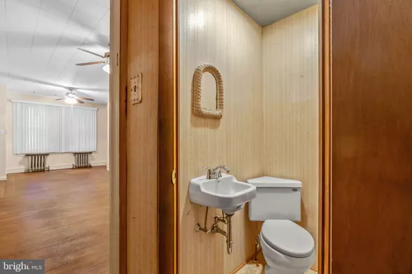 Philadelphia, PA 19134,3060 EDGEMONT ST