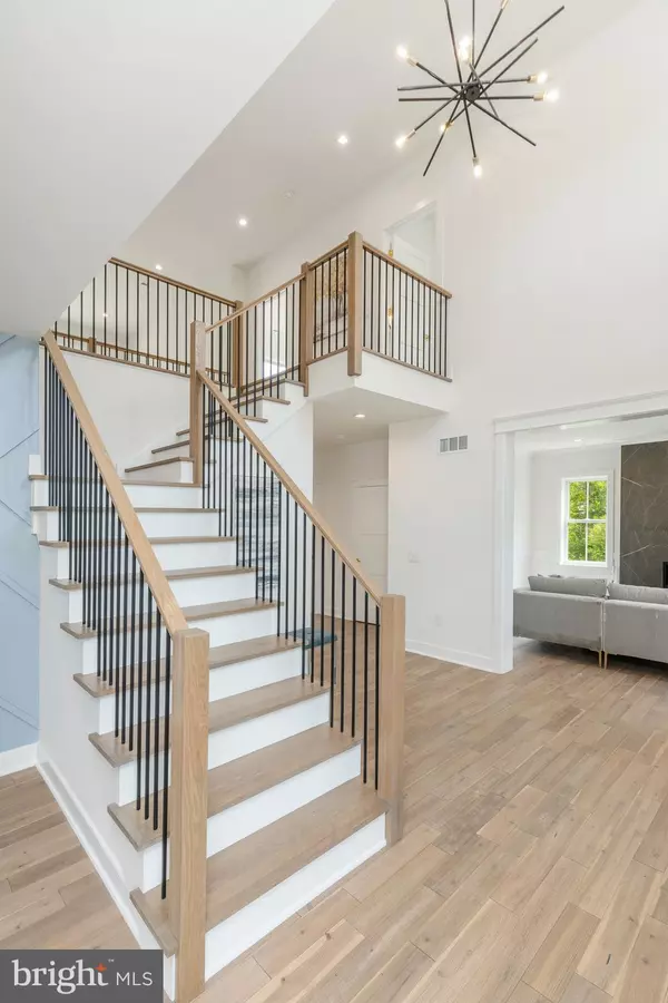 Ambler, PA 19002,962 TENNIS AVE