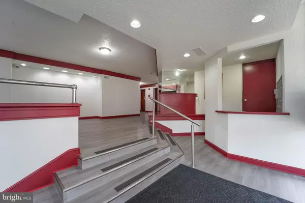 Hyattsville, MD 20783,1822 METZEROTT RD #308