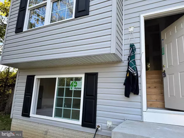 Fairmount Heights, MD 20743,923 57TH PL