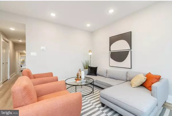 Philadelphia, PA 19130,2825 W GIRARD AVE #UNIT 301