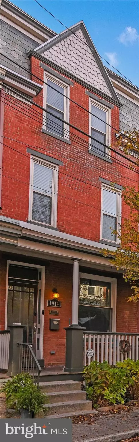 Harrisburg, PA 17102,1914 PENN ST