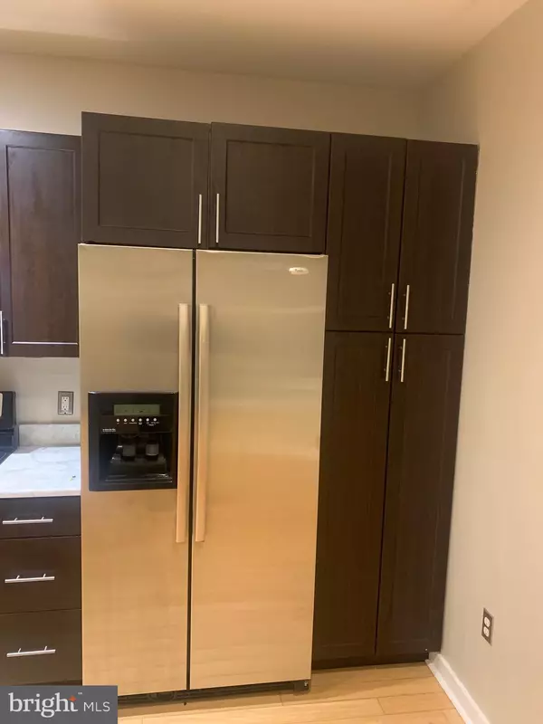 Philadelphia, PA 19143,4742 PINE ST #104