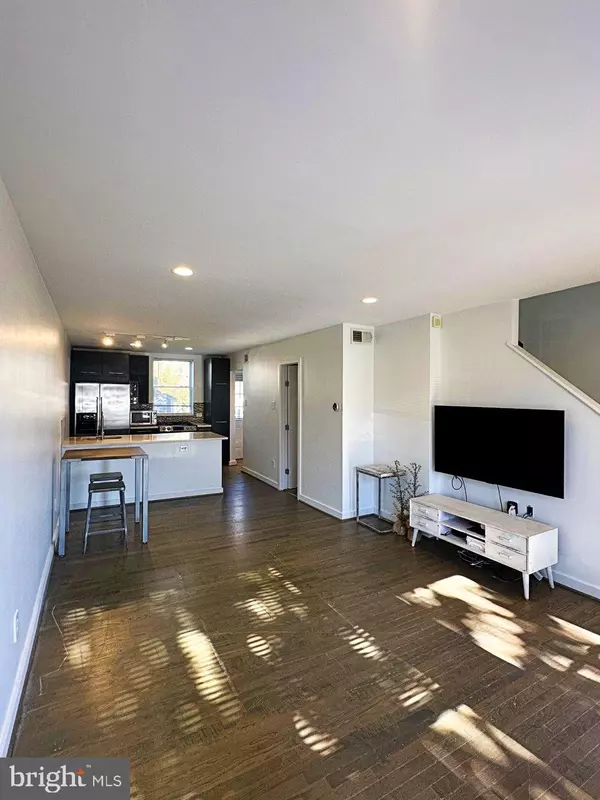 Alexandria, VA 22305,137 W REED AVE