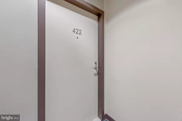 Washington, DC 20001,437 NEW YORK AVE NW #422