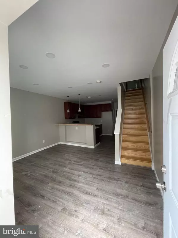 Philadelphia, PA 19140,1405 W PACIFIC ST