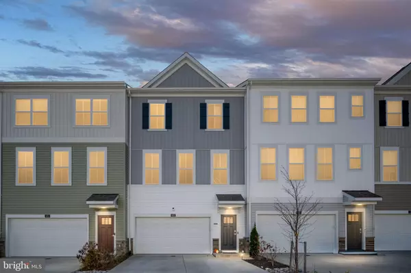 425 SNOWBERRY LN, Fredericksburg, VA 22405