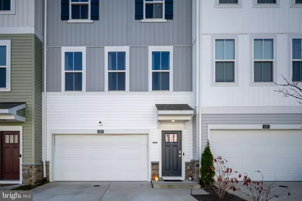 Fredericksburg, VA 22405,425 SNOWBERRY LN